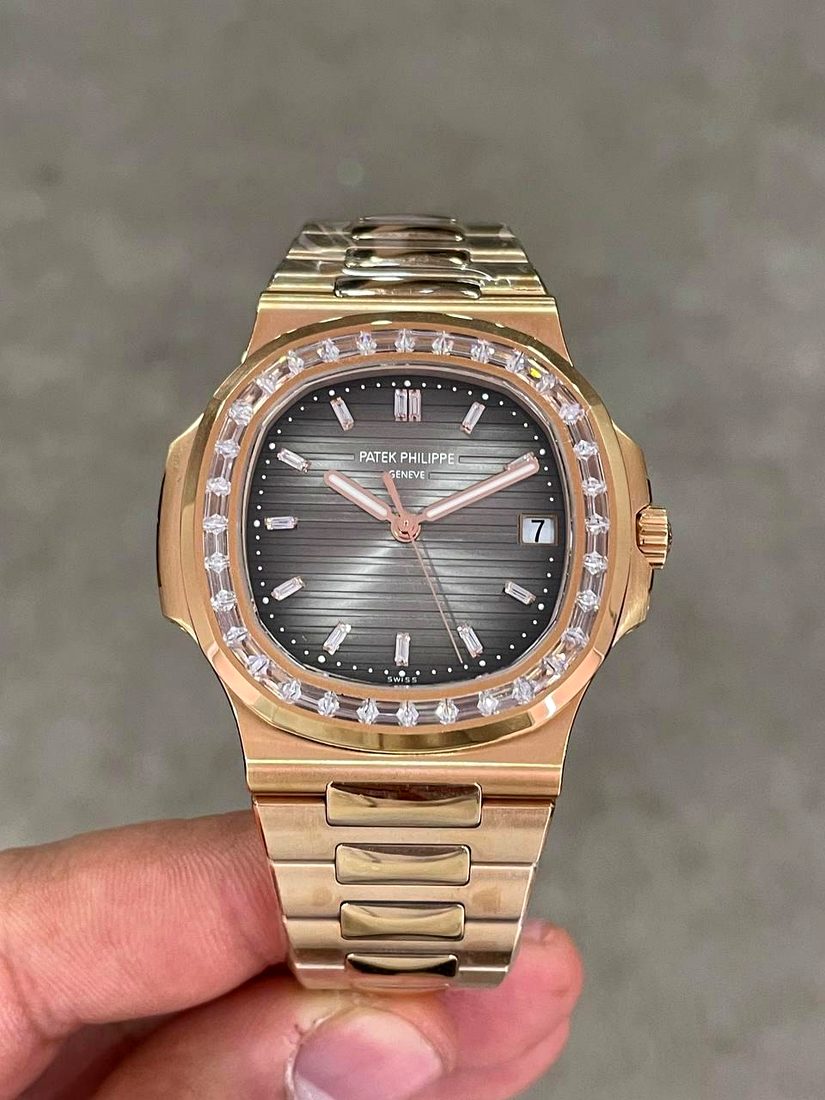 Patek Philippe Nautilus 5711 Rose Gold — Yıldıray Kenar İmza Model